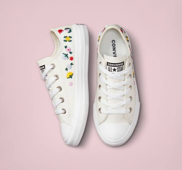 Converse Chuck Taylor All Star Floral Embroidery Düz Taban Ayakkabı Beyaz Beyaz | CV-807RJH